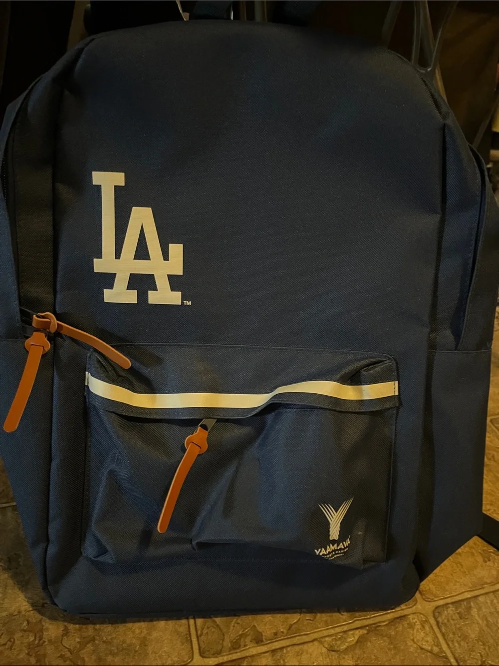 LA Dodgers Navy Backpack with Contrast Tan Pulls New
